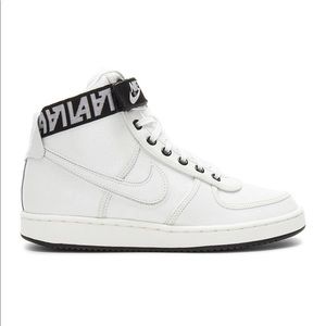 Nike Vandal Hi LX in Summit White